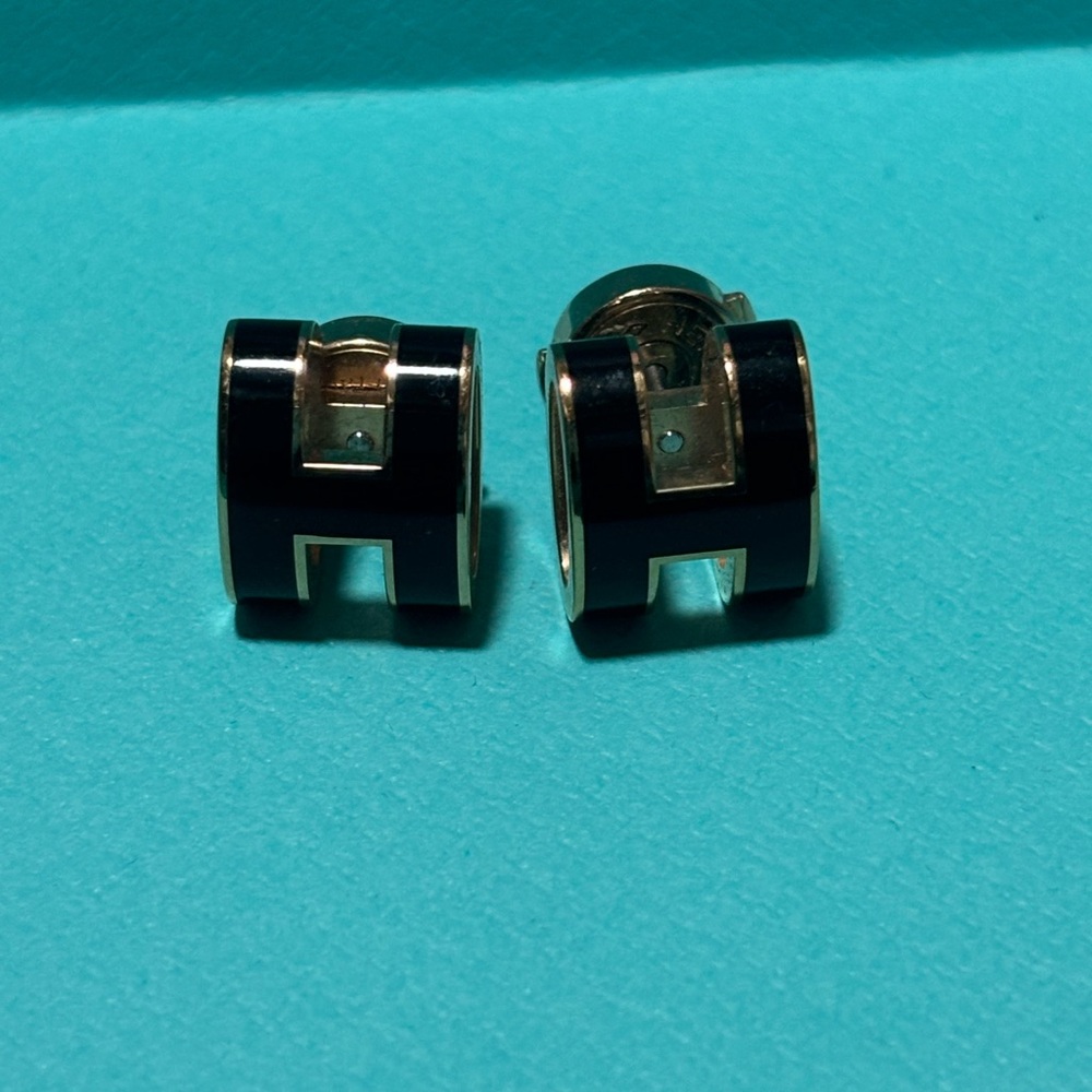 Black and rose gold H Pop Hermes Earrings